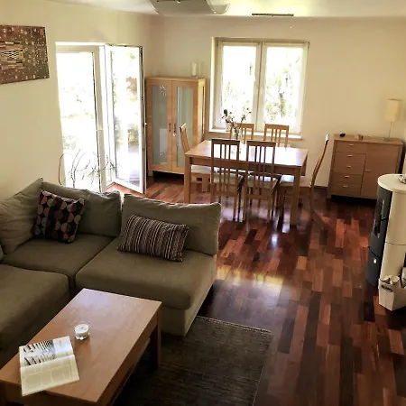 Dom Kampinoski Reset -blisko Natury , Blisko Warszawy Apartment